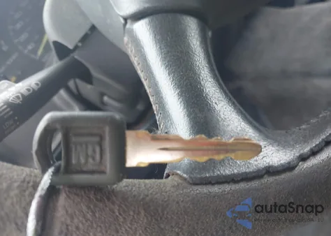 1998 Chevrolet K1500 Fleetside z USA, uszkodzony, nr VIN 2GCEK19R6W1206301